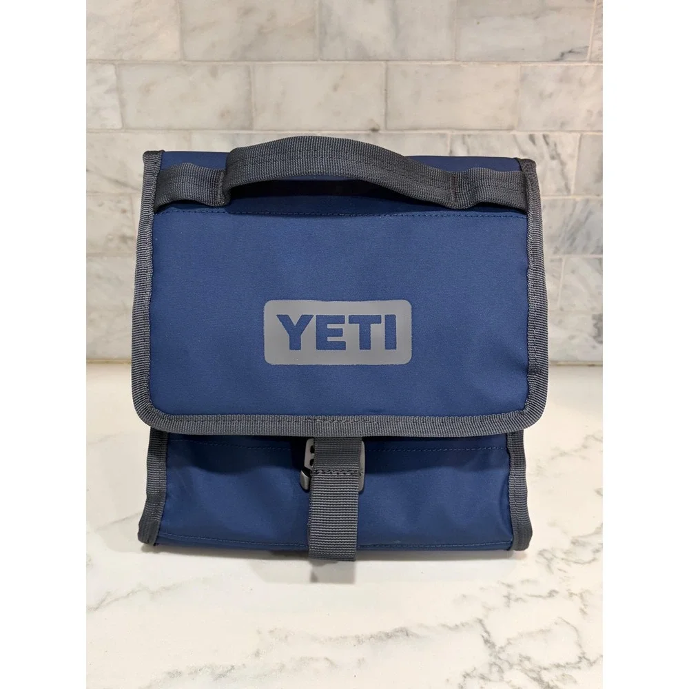Yeti | Kitchen | Yeti Daytrip Lunch Bag Navy Blue Usga 894 Golf Shield Insulated  Cooler Bag | Poshmark